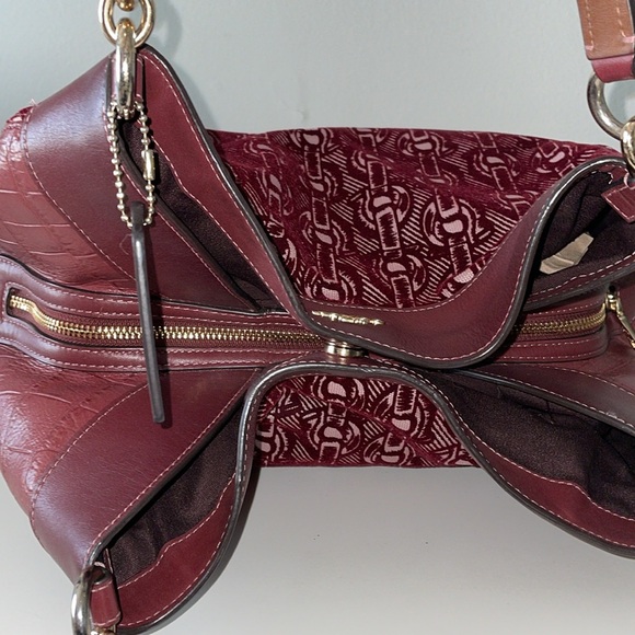 COACH F39024 FLOCKED VELVET CHAIN PRINT LEXY BAG CLARET RED - Picture 9 of 11